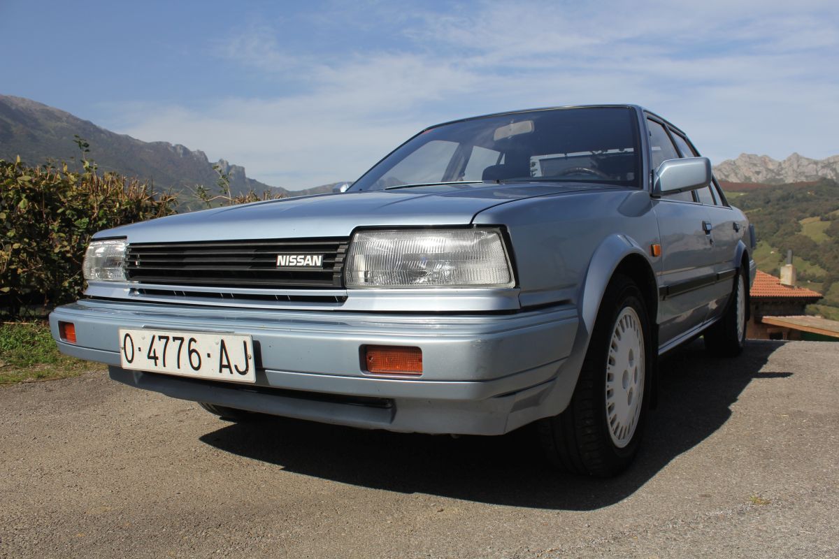 Автомобиль nissan bluebird