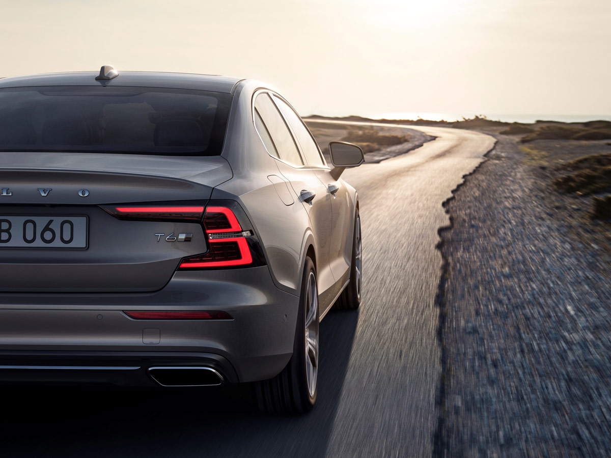 Al Volante Del Nuevo Volvo S60 El Sueco Americano Clicacoches