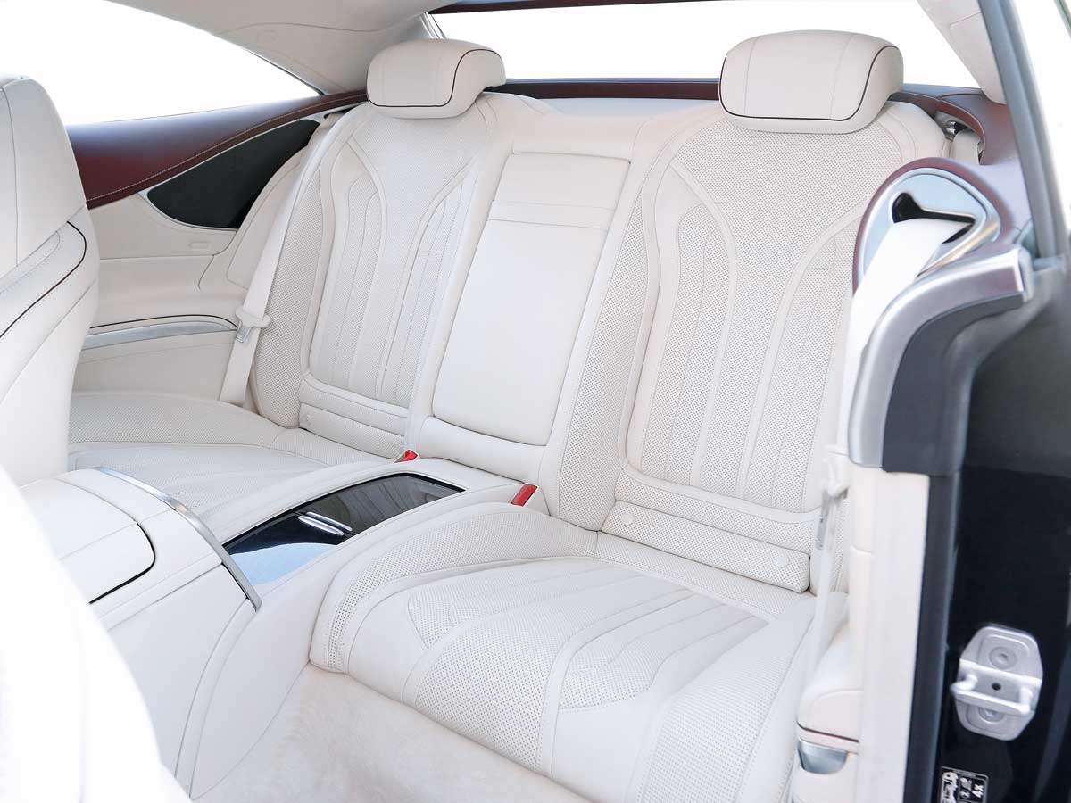 mercedes-benz s 560 coupé plazas traseras