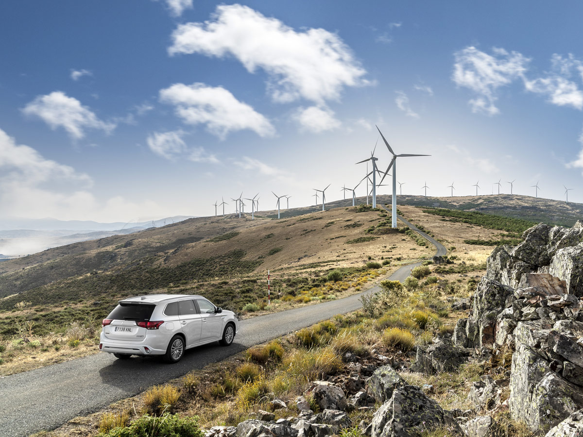 Mitsubishi Outlander PHEV 2019