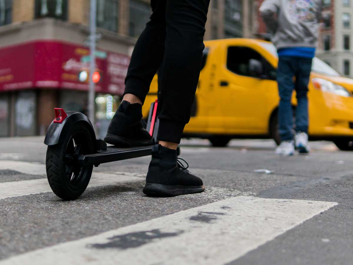 patinetes eléctricos aparcamiento