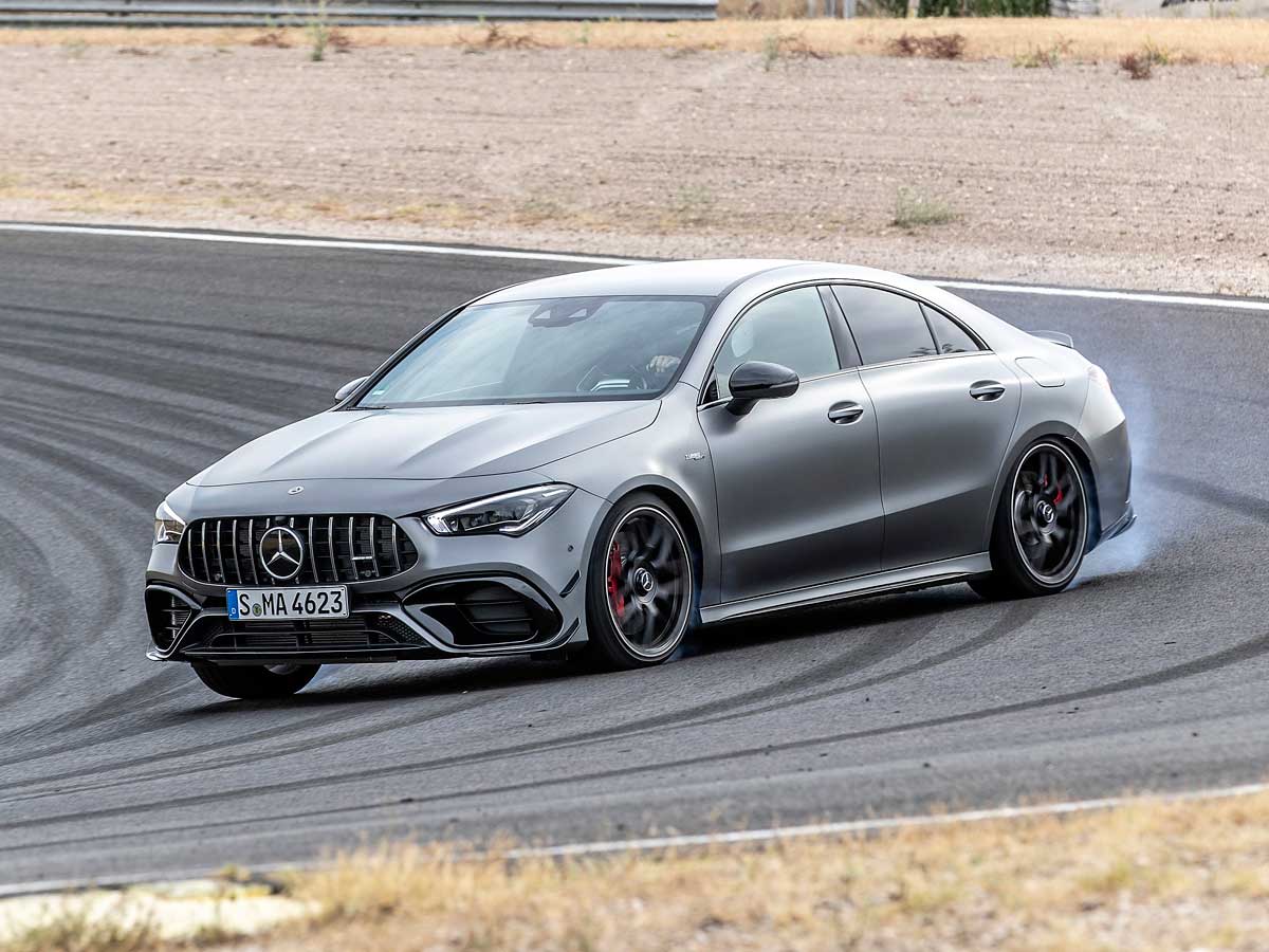 mercedes-amg cla 45 s coupé